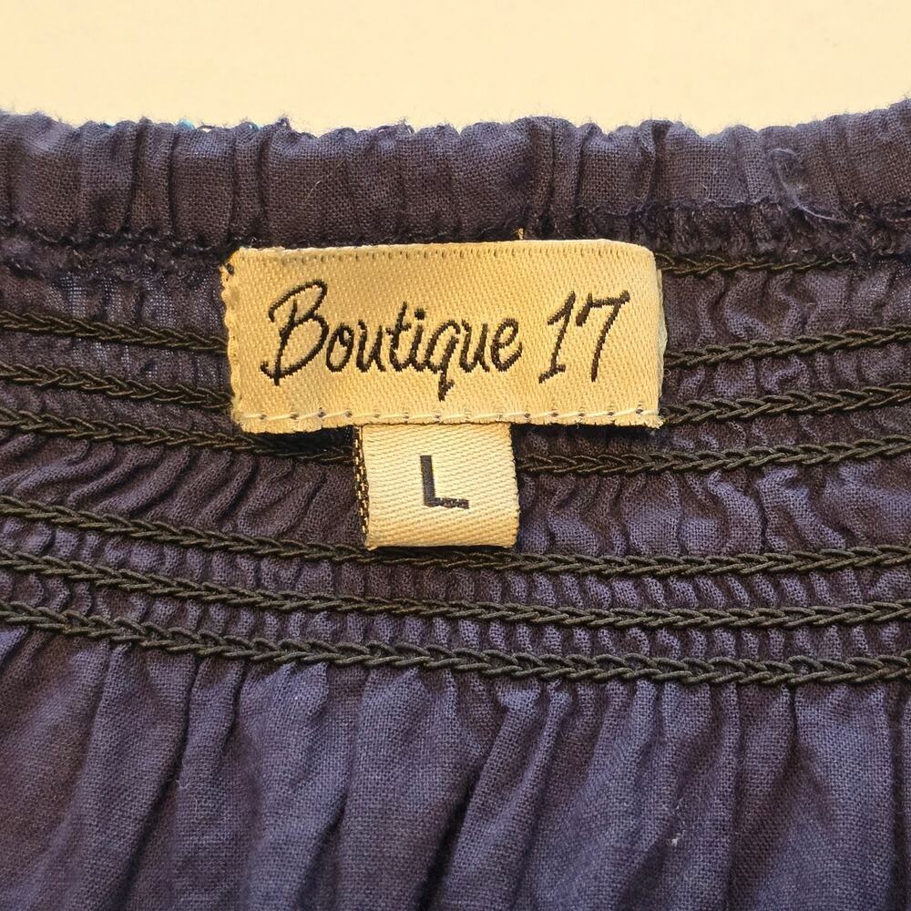 Boutique 17 Top Womens Size Large Blue Floral Embroidered Tassels Bohemian - Picture 3 of 10